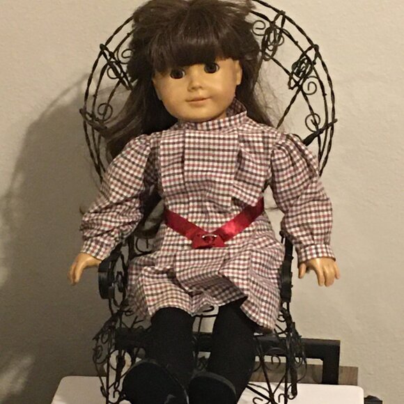 American Girl Doll Samantha & Victorian Chair- Pleasant Co 18 Inches Tall GAR